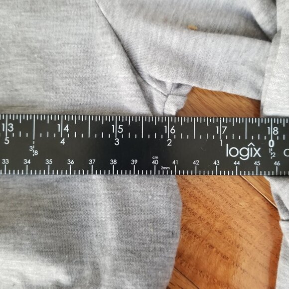 TOBI long sleeve activewear shirt with cutouts M - Picture 5 of 6